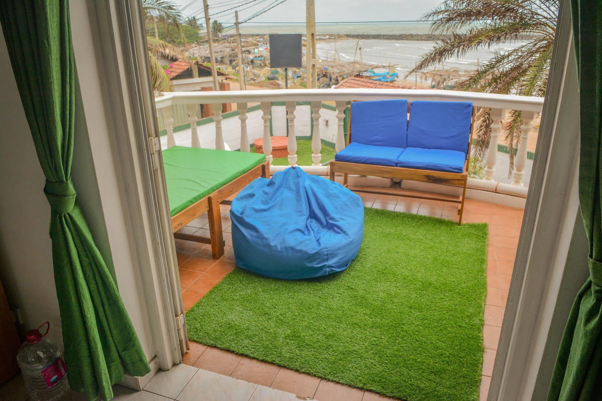 Explore Hostels Negombo Kochchikade Buitenkant foto